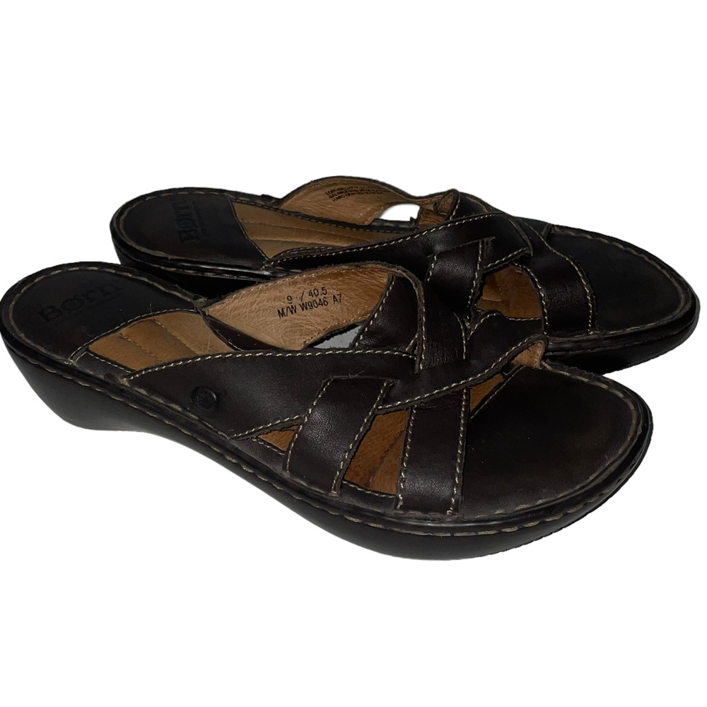 Born Brown Leather Sandals Style w9046 sz 9 / 40.5